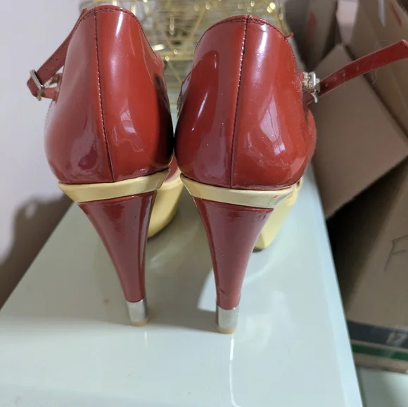 Chanel Yellow Women's Sandals - Picture 2 of 5